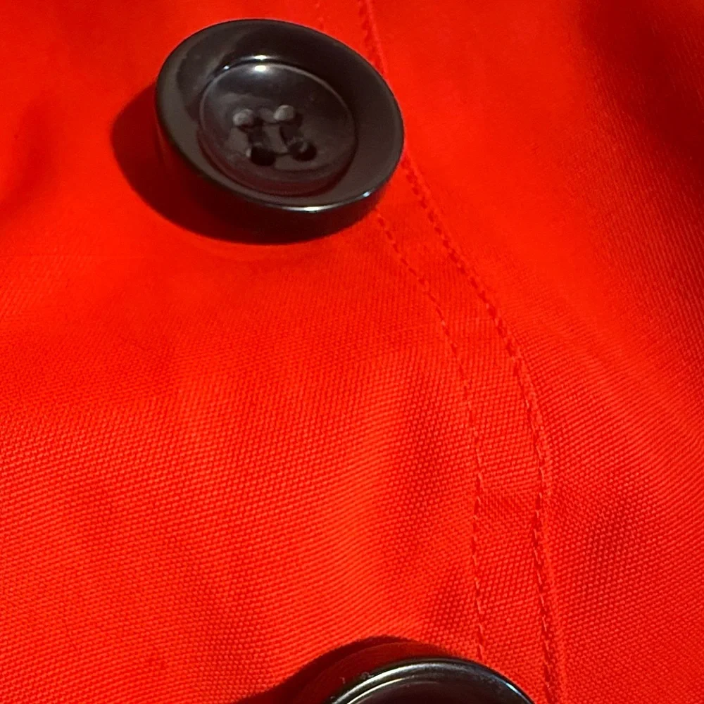 Worthington Lined Red Raincoat Black Buttons Long Sleeve Collared Belt - Picture 11 of 16